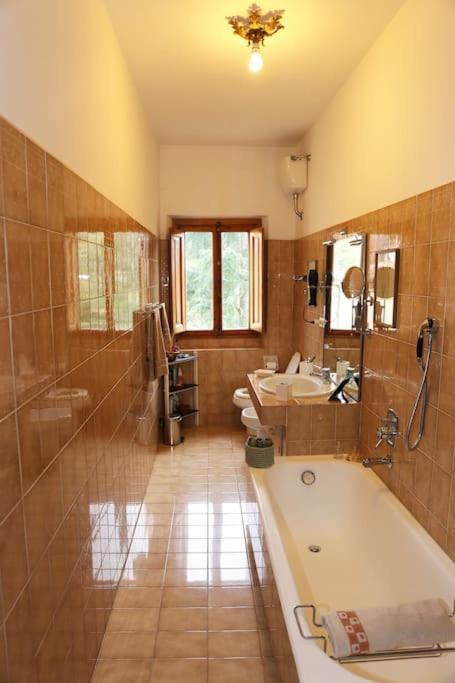 דירות גרבה אין קיאנטי Casa Adriano מראה חיצוני תמונה